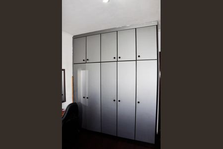 Casa à venda com 126m², 3 quartos e 2 vagas Casa à venda com 126m², 3 quartos e 2 vagasDetalhe - Quarto 02