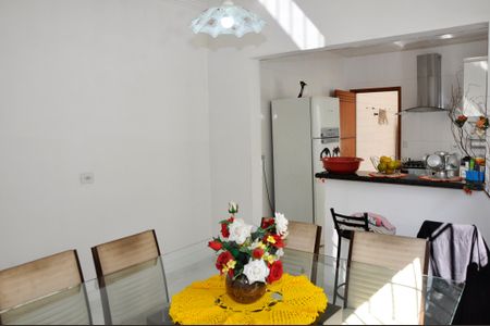 Casa à venda com 126m², 3 quartos e 2 vagas Casa à venda com 126m², 3 quartos e 2 vagasDetalhe - Copa