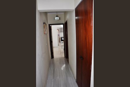 Casa à venda com 126m², 3 quartos e 2 vagas Casa à venda com 126m², 3 quartos e 2 vagasDetalhe - Corredor