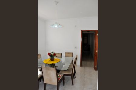 Casa à venda com 126m², 3 quartos e 2 vagas Casa à venda com 126m², 3 quartos e 2 vagasDetalhe - Copa