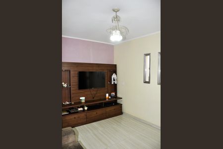 Casa à venda com 126m², 3 quartos e 2 vagas Casa à venda com 126m², 3 quartos e 2 vagasDetalhe - Sala