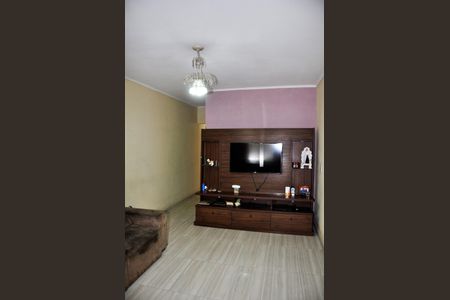 Casa à venda com 126m², 3 quartos e 2 vagas Casa à venda com 126m², 3 quartos e 2 vagasDetalhe - Sala