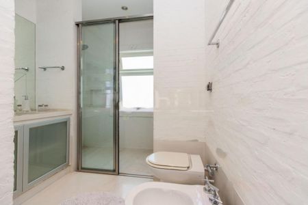 Casa à venda com 874m², 4 quartos e 6 vagas