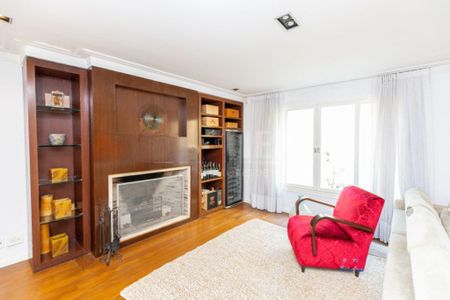 Casa à venda com 4 quartos, 874m² em Fazenda Morumbi, São Paulo