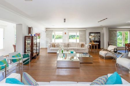 Casa à venda com 4 quartos, 874m² em Fazenda Morumbi, São Paulo