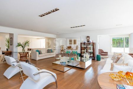 Casa à venda com 4 quartos, 874m² em Fazenda Morumbi, São Paulo