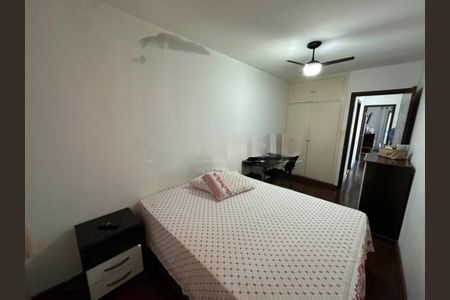 Casa à venda com 3 quartos, 249m² em Vila Campo Grande, São Paulo