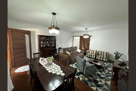 Casa à venda com 3 quartos, 249m² em Vila Campo Grande, São Paulo