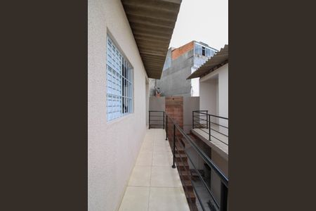 Varanda de casa para alugar com 1 quarto, 36m² em Jardim Miriam, São Paulo