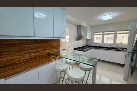 Apartamento à venda com 320m², 4 quartos e 4 vagas