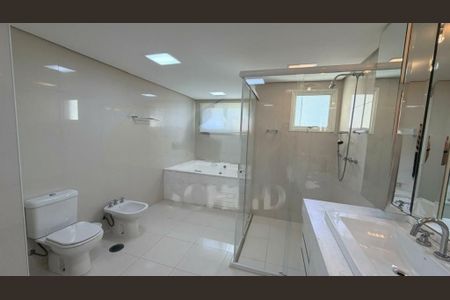 Apartamento à venda com 320m², 4 quartos e 4 vagas