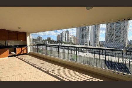 Apartamento à venda com 320m², 4 quartos e 4 vagas