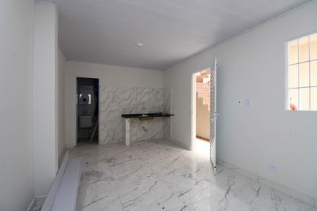 Quarto/Cozinha de casa para alugar com 1 quarto, 35m² em Jardim Miriam, São Paulo