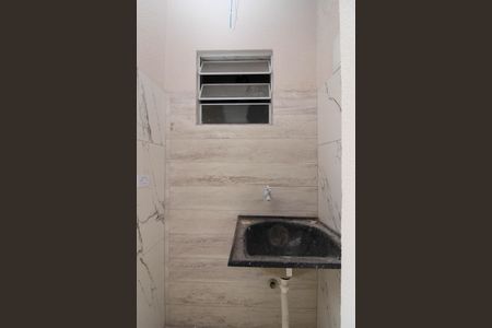 Área de Serviço de casa para alugar com 1 quarto, 35m² em Jardim Miriam, São Paulo