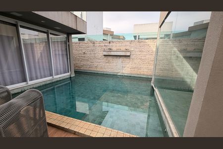 Casa de condomínio à venda com 510m², 5 quartos e 4 vagas Casa de condomínio à venda com 510m², 5 quartos e 4 vagasPiscina