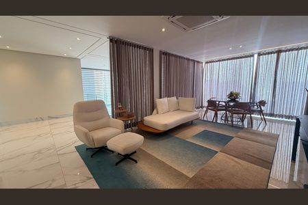 Casa de condomínio à venda com 510m², 5 quartos e 4 vagas Casa de condomínio à venda com 510m², 5 quartos e 4 vagasSala 2