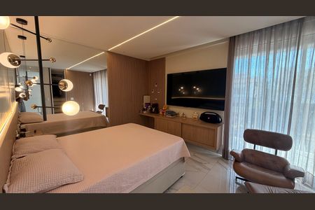 Casa de condomínio à venda com 510m², 5 quartos e 4 vagas Casa de condomínio à venda com 510m², 5 quartos e 4 vagasSuíte 2