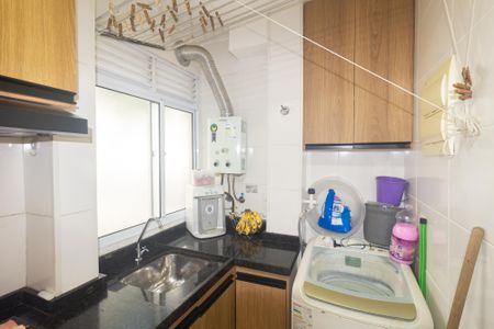 Apartamento para alugar com 44m², 2 quartos e 2 vagas Apartamento para alugar com 44m², 2 quartos e 2 vagasCozinha e Área de Serviço