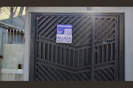 Casa para alugar com 110m², 2 quartos e 2 vagas Casa para alugar com 110m², 2 quartos e 2 vagasplaca