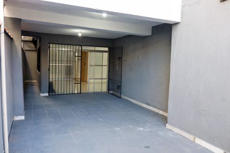 Casa para alugar com 110m², 2 quartos e 2 vagas Casa para alugar com 110m², 2 quartos e 2 vagasQuintal