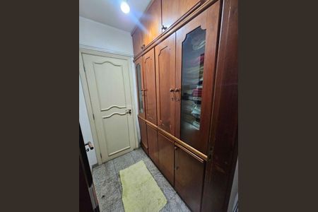 Apartamento à venda com 221m², 3 quartos e 3 vagas