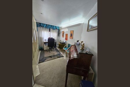 Apartamento à venda com 221m², 3 quartos e 3 vagas