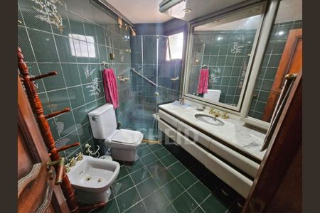 Apartamento à venda com 221m², 3 quartos e 3 vagas