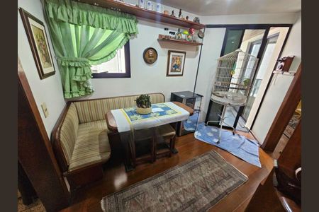 Apartamento à venda com 221m², 3 quartos e 3 vagas