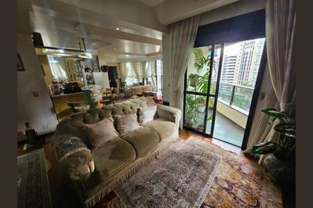 Apartamento à venda com 3 quartos, 221m² em Moema, São Paulo
