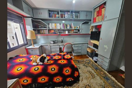 Apartamento à venda com 221m², 3 quartos e 3 vagas