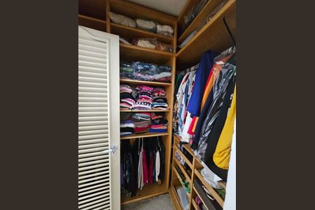 Apartamento à venda com 221m², 3 quartos e 3 vagas