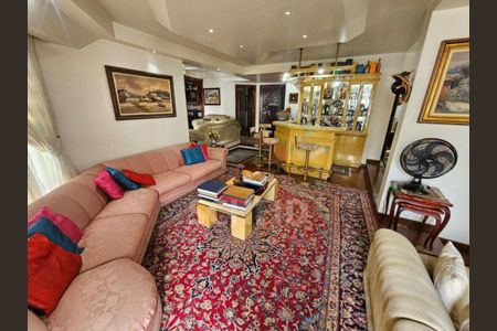 Apartamento à venda com 3 quartos, 221m² em Moema, São Paulo