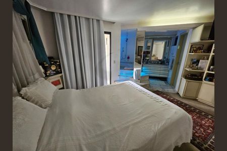 Apartamento à venda com 221m², 3 quartos e 3 vagas