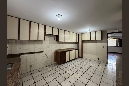Casa de condomínio para alugar com 220m², 3 quartos e 1 vaga Casa de condomínio para alugar com 220m², 3 quartos e 1 vagaCozinha