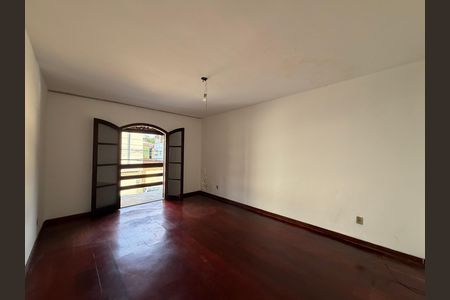 Casa de condomínio para alugar com 220m², 3 quartos e 1 vaga Casa de condomínio para alugar com 220m², 3 quartos e 1 vagaQuarto 1