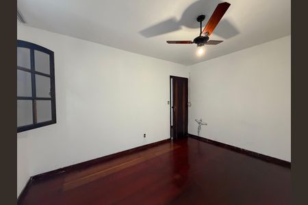Casa de condomínio para alugar com 220m², 3 quartos e 1 vaga Casa de condomínio para alugar com 220m², 3 quartos e 1 vagaQuarto 2