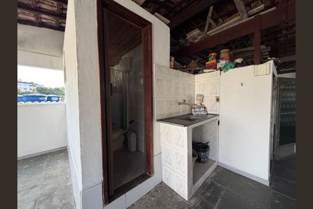 Casa de condomínio para alugar com 220m², 3 quartos e 1 vaga Casa de condomínio para alugar com 220m², 3 quartos e 1 vagaTerraço