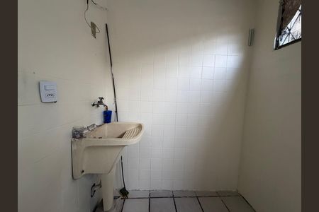 Casa de condomínio para alugar com 220m², 3 quartos e 1 vaga Casa de condomínio para alugar com 220m², 3 quartos e 1 vagaÁrea de serviço