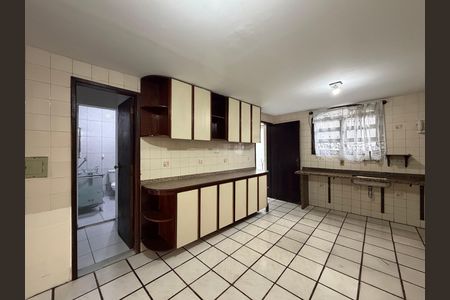 Casa de condomínio para alugar com 220m², 3 quartos e 1 vaga Casa de condomínio para alugar com 220m², 3 quartos e 1 vagaCozinha