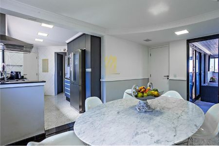 Apartamento à venda com 360m², 5 quartos e 5 vagas