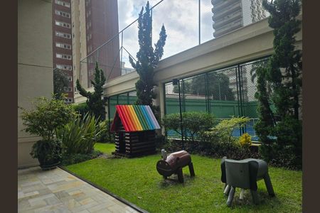 Apartamento à venda com 216m², 3 quartos e 4 vagas