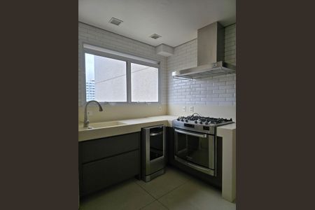 Apartamento à venda com 216m², 3 quartos e 4 vagas