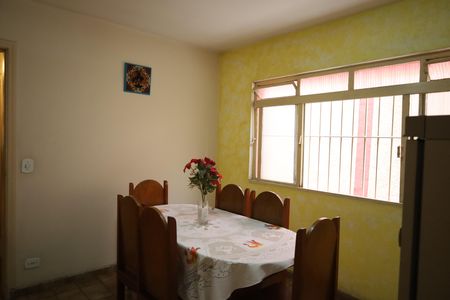 Casa à venda com 248m², 4 quartos e 2 vagasSala de jantar