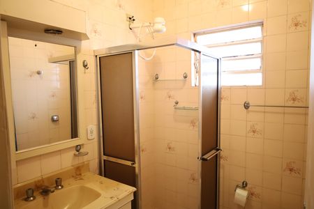 Casa à venda com 248m², 4 quartos e 2 vagasBanheiro
