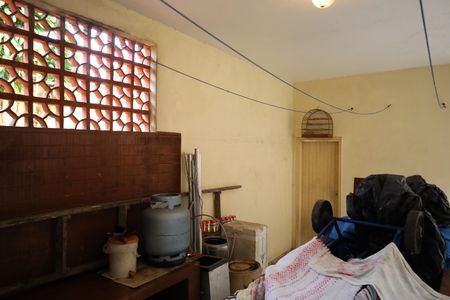 Casa à venda com 248m², 4 quartos e 2 vagasÁrea externa
