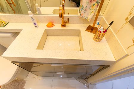 Apartamento à venda com 85m², 3 quartos e 1 vaga Apartamento à venda com 85m², 3 quartos e 1 vagaBanheiro social