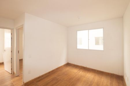 Sala de apartamento para alugar com 2 quartos, 42m² em Guaratiba, Rio de Janeiro