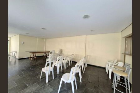 Apartamento à venda com 62m², 2 quartos e 1 vaga