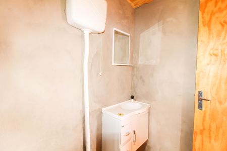 Casa para alugar com 35m², 2 quartos e sem vaga Casa para alugar com 35m², 2 quartos e sem vagaBanheiro