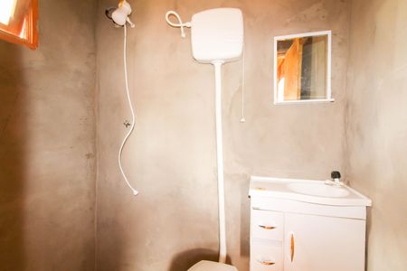 Casa para alugar com 35m², 2 quartos e sem vaga Casa para alugar com 35m², 2 quartos e sem vagaBanheiro